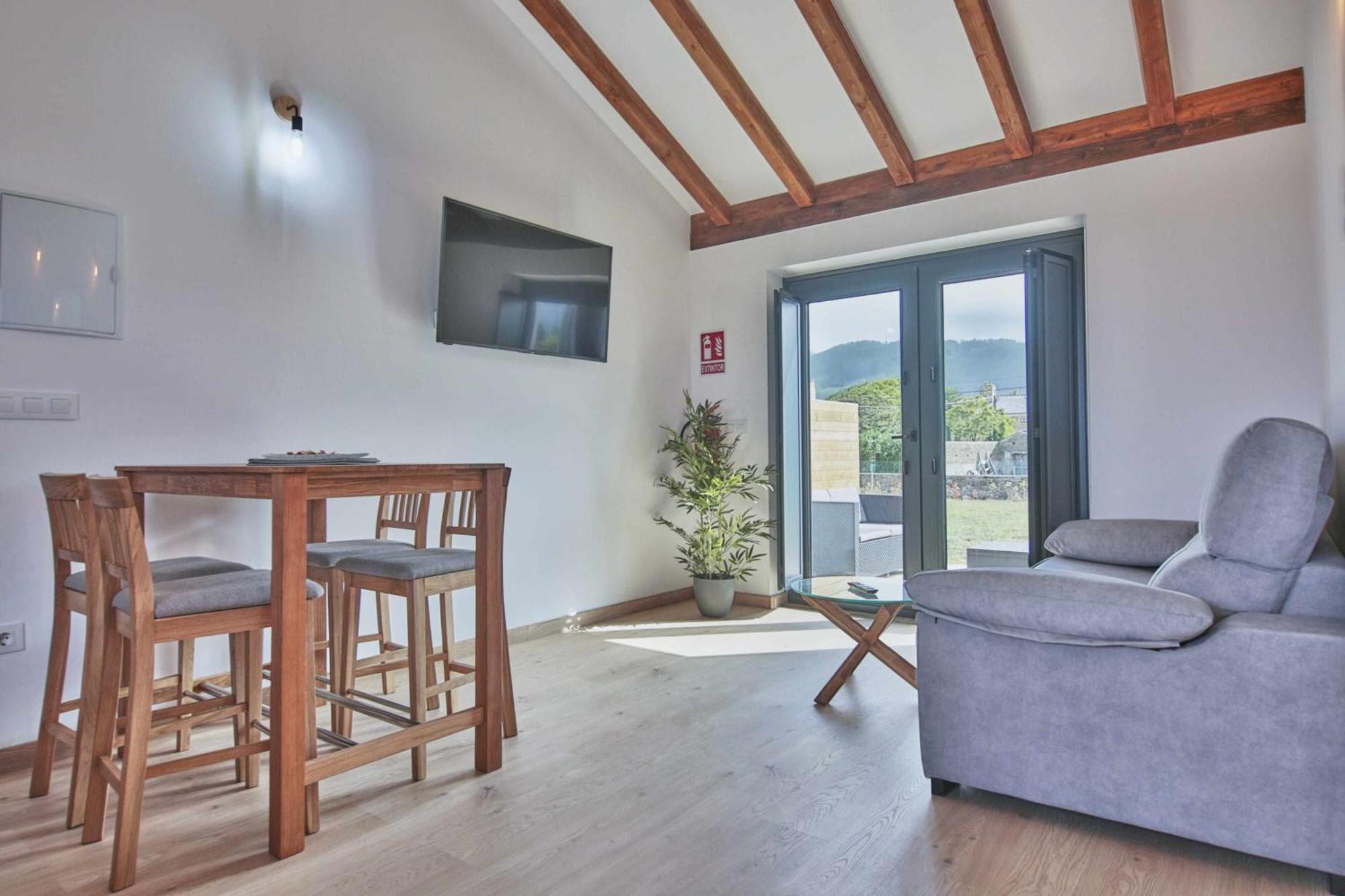 Apartamentos Turisticos A Galera Ribadeo Room photo